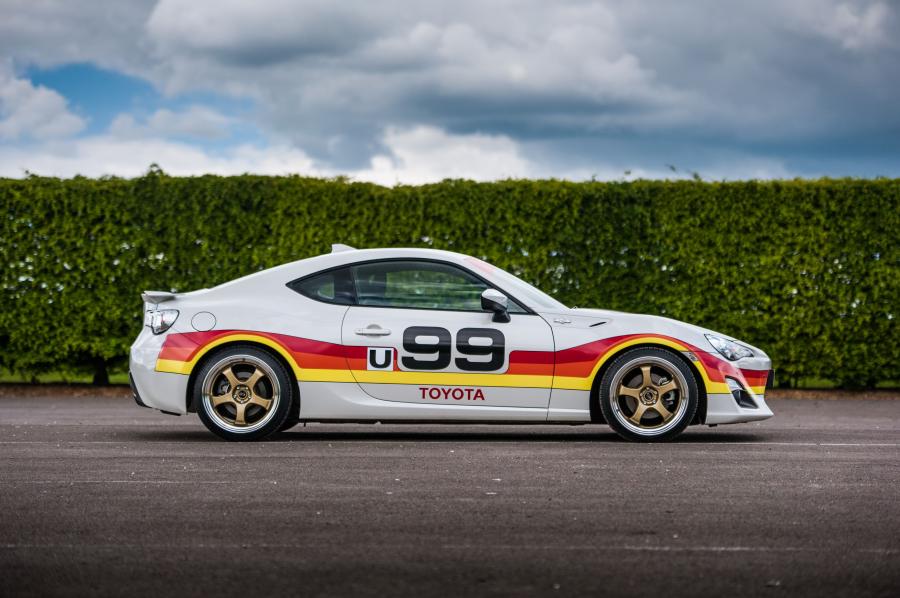 Toyota GT 86 IMSA GTU Toyota Celica 2015 года  (фото 3 из 10)